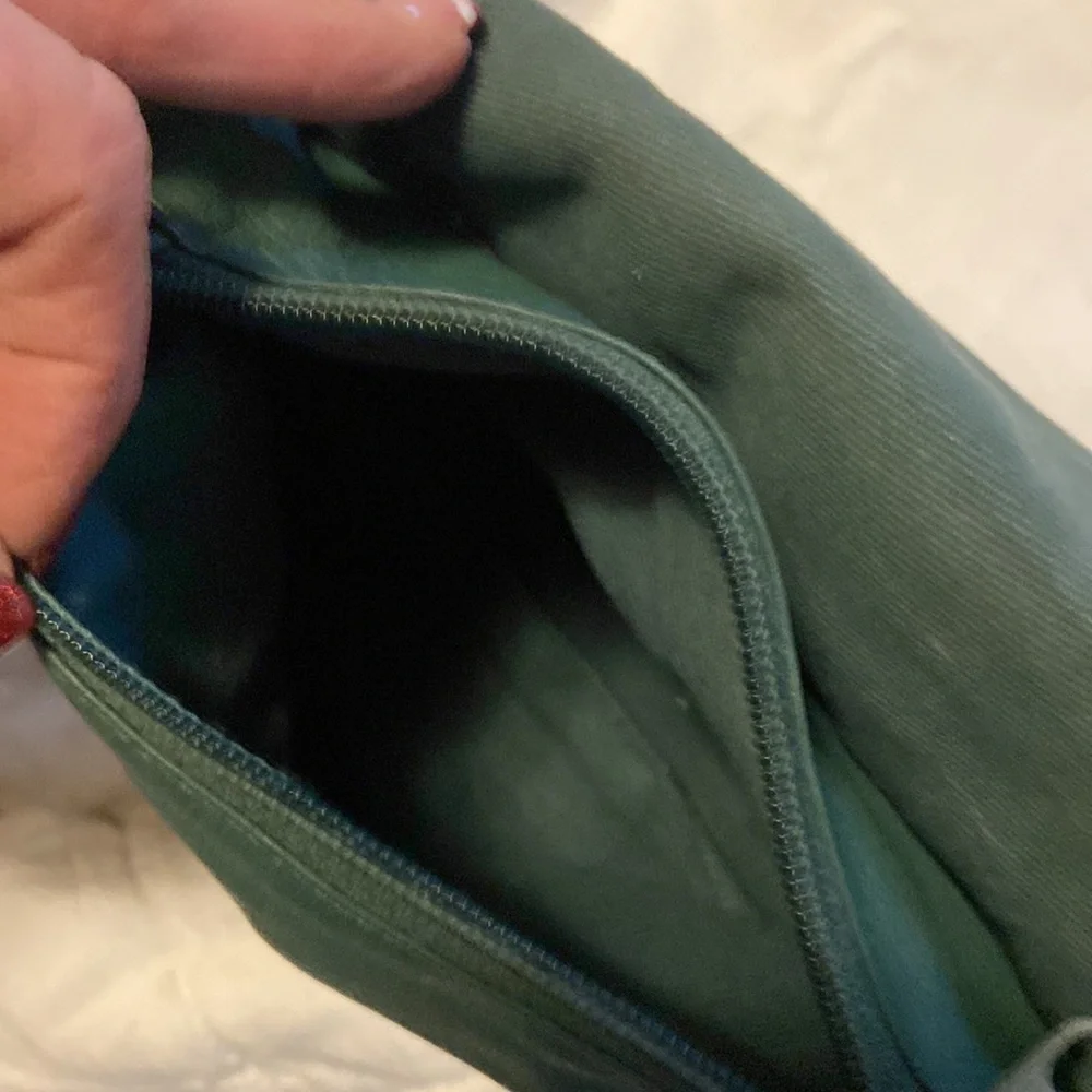 Purse - Picture 3 of 4